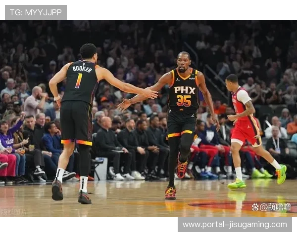 太阳轻取开拓者，布克杜兰特合砍60分